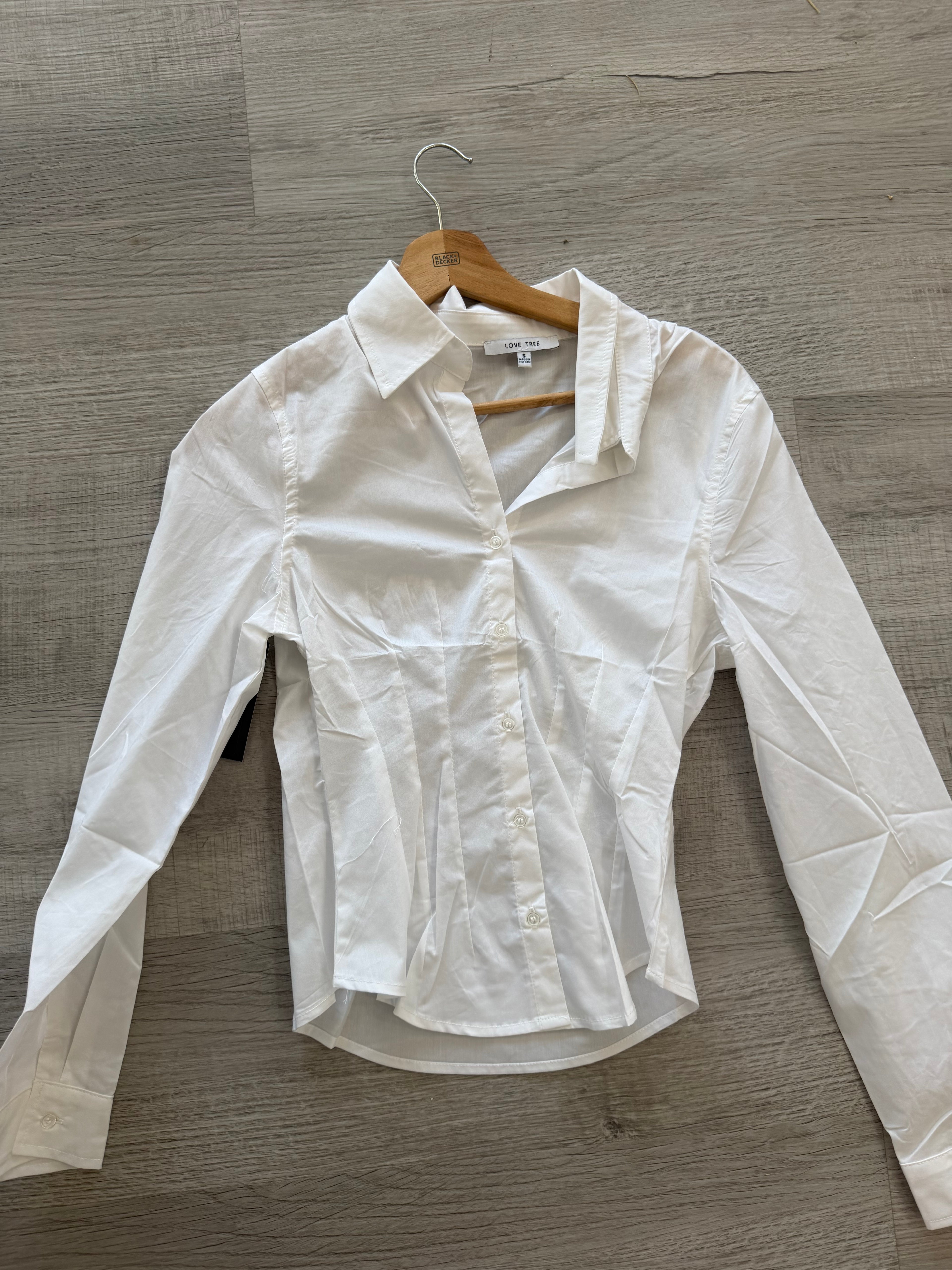 Tailored Waist Button-Up Shirt